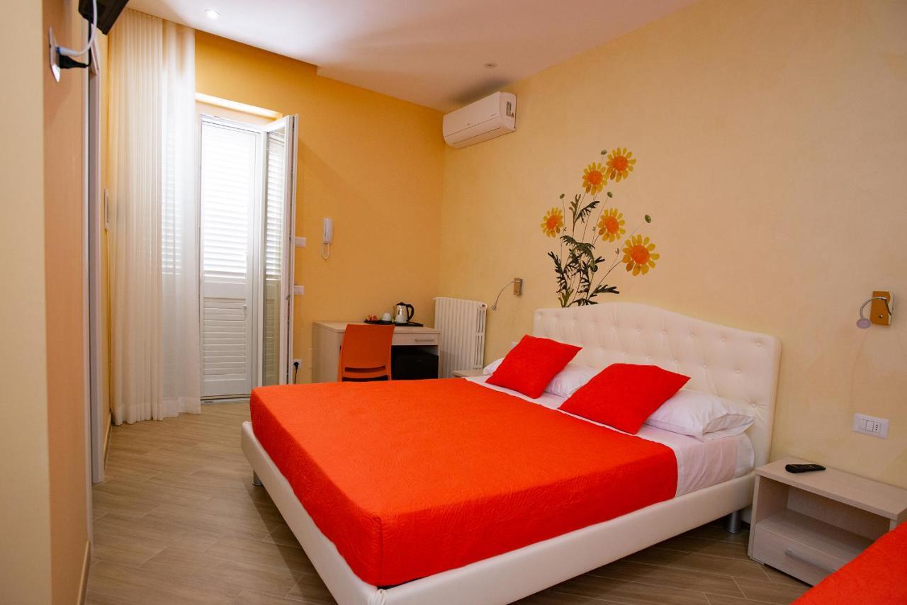 B&B Rita, Nel Cuore Del Salento Cavallino di Lecce Exterior photo